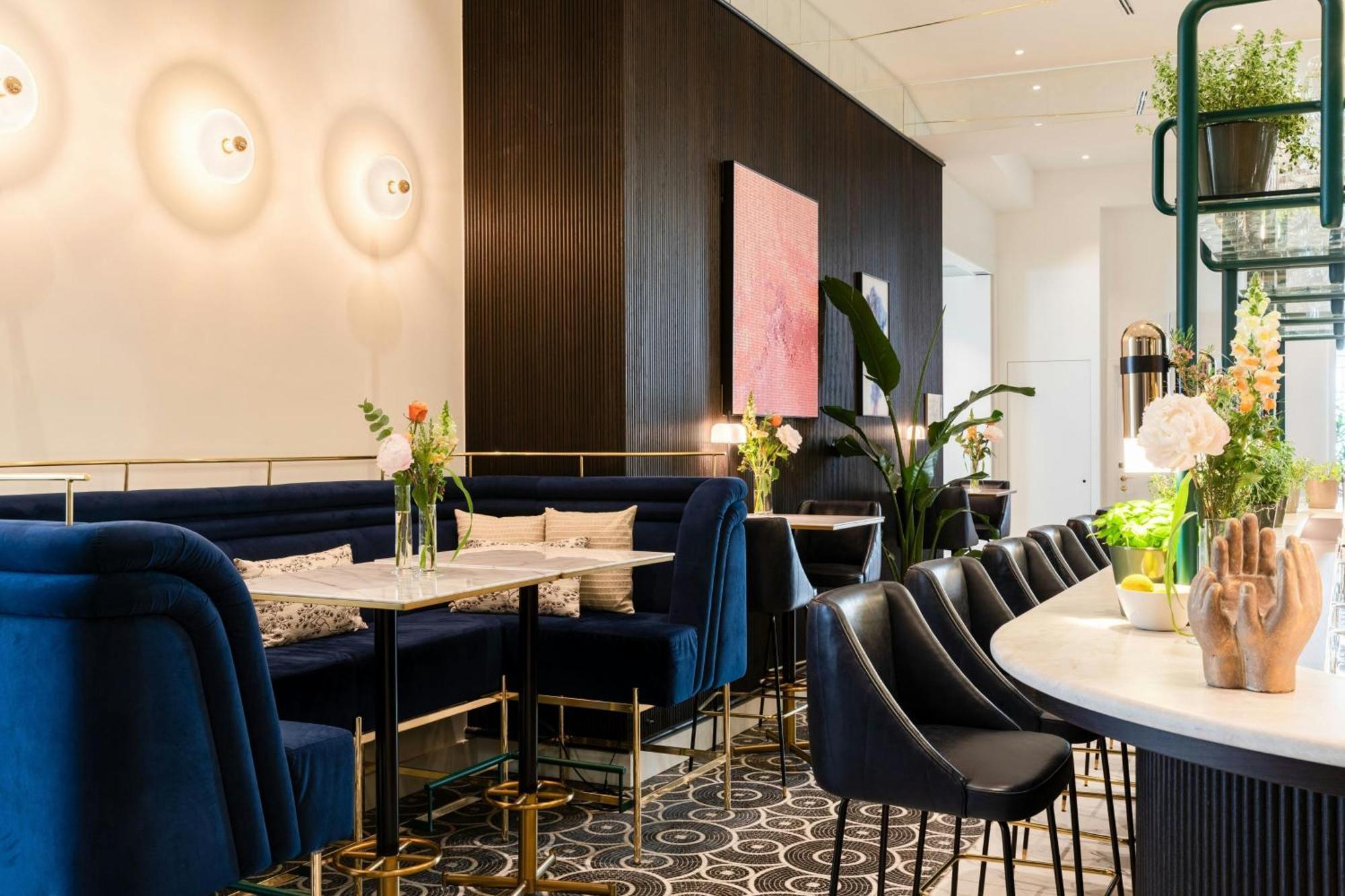 Отель Sapphire House Antwerp, Autograph Collection By Marriott Экстерьер фото The interior of the restaurant